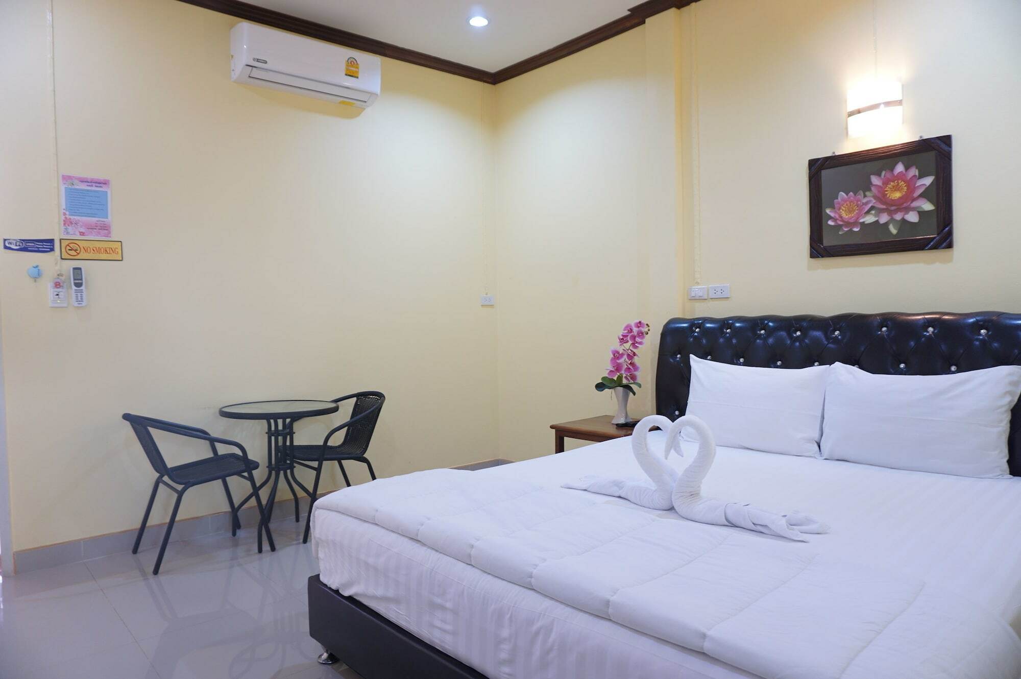 Happy Resort Phang Nga Natai Beach Exterior foto